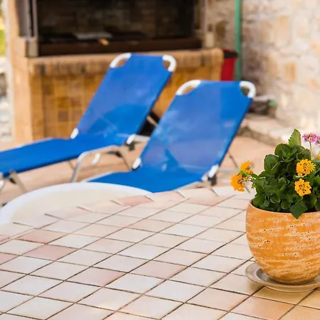 Artemis Vassilikos 3* Vasilikí