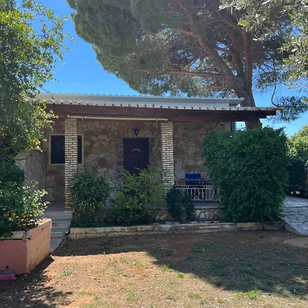 Aparthotel Artemis Vassilikos 3*