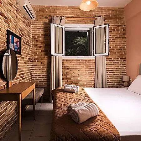 Artemis Vassilikos 公寓式酒店 Vasilikí