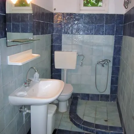 Aparthotel Artemis Vassilikos 3*