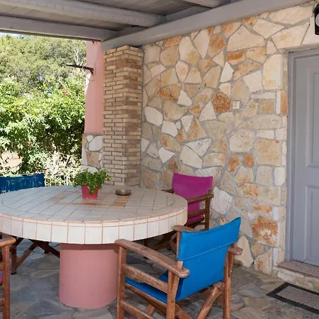 Artemis Vassilikos 3*